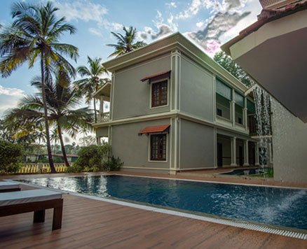 deluxe resort in siolim